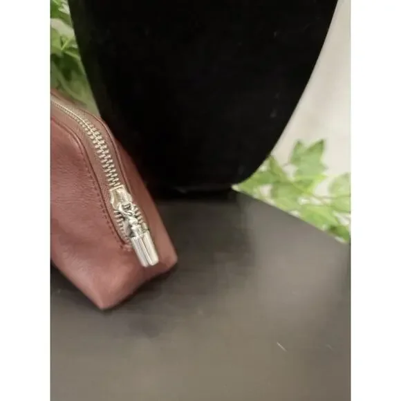 Penhaligone’s London Makeup Case - Picture 3 of 5